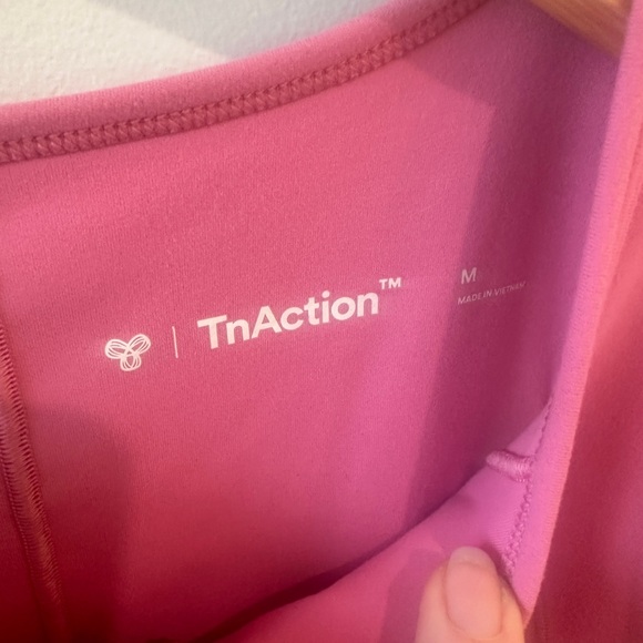 ARITZIA TNAction TNA BREATHE ICON ROMPER MEDIUM - Picture 6 of 7